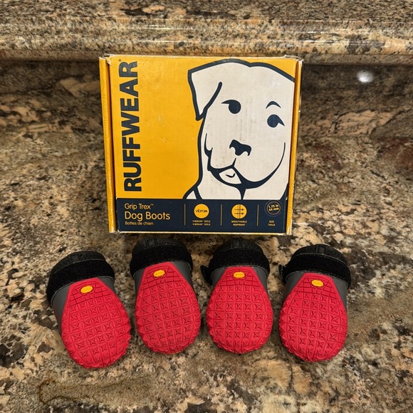 RuffWear Grip Trex Dog Boots - Box of 4
Size 1.75” in Red Currant - Picture 2 of 7